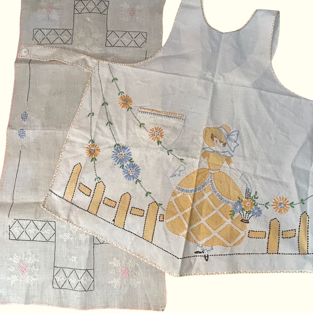 Vintage Southern Belle Hand Embroidered Apron & Linen‎ Set Yellow Blue OS